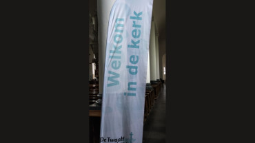Welkom in de kerk beachflag